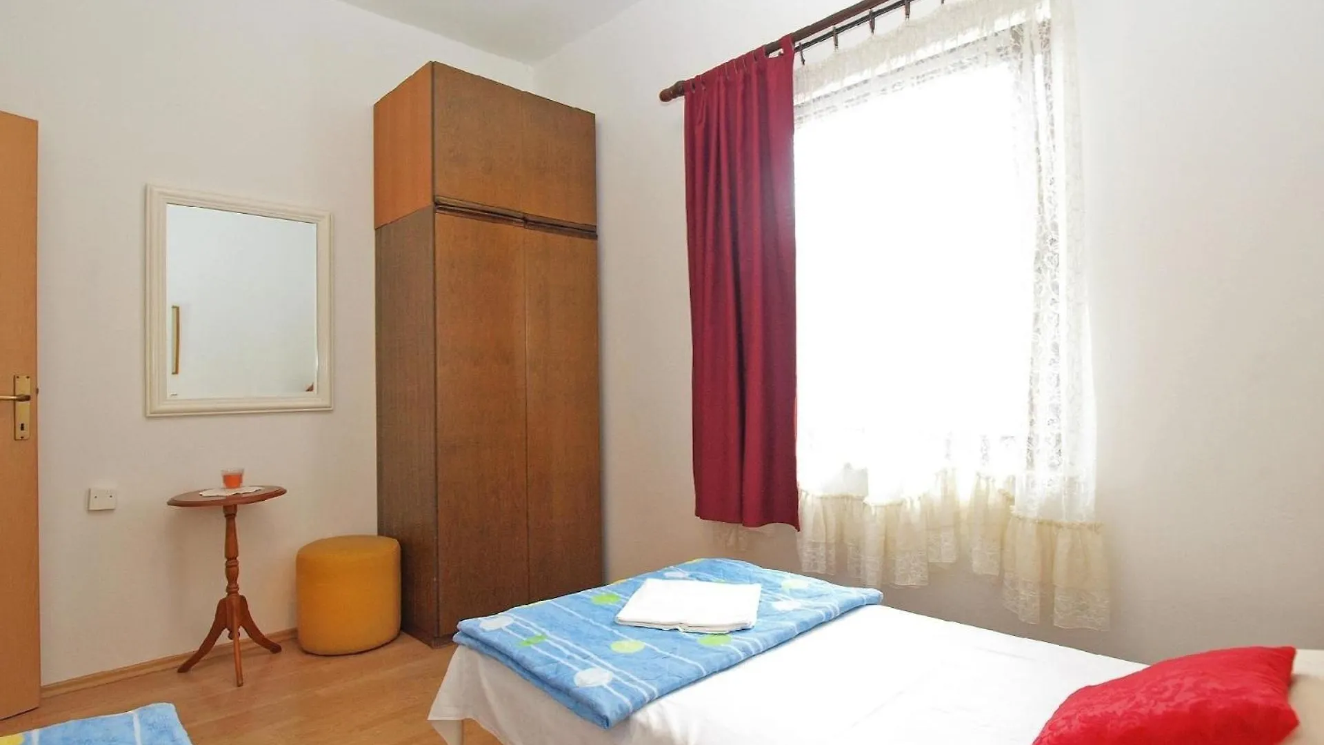 Apartment Ferienwohnung Fuer 5 Personen Ca 56 Qm In Pula, Istrien Istrische Riviera Croatia